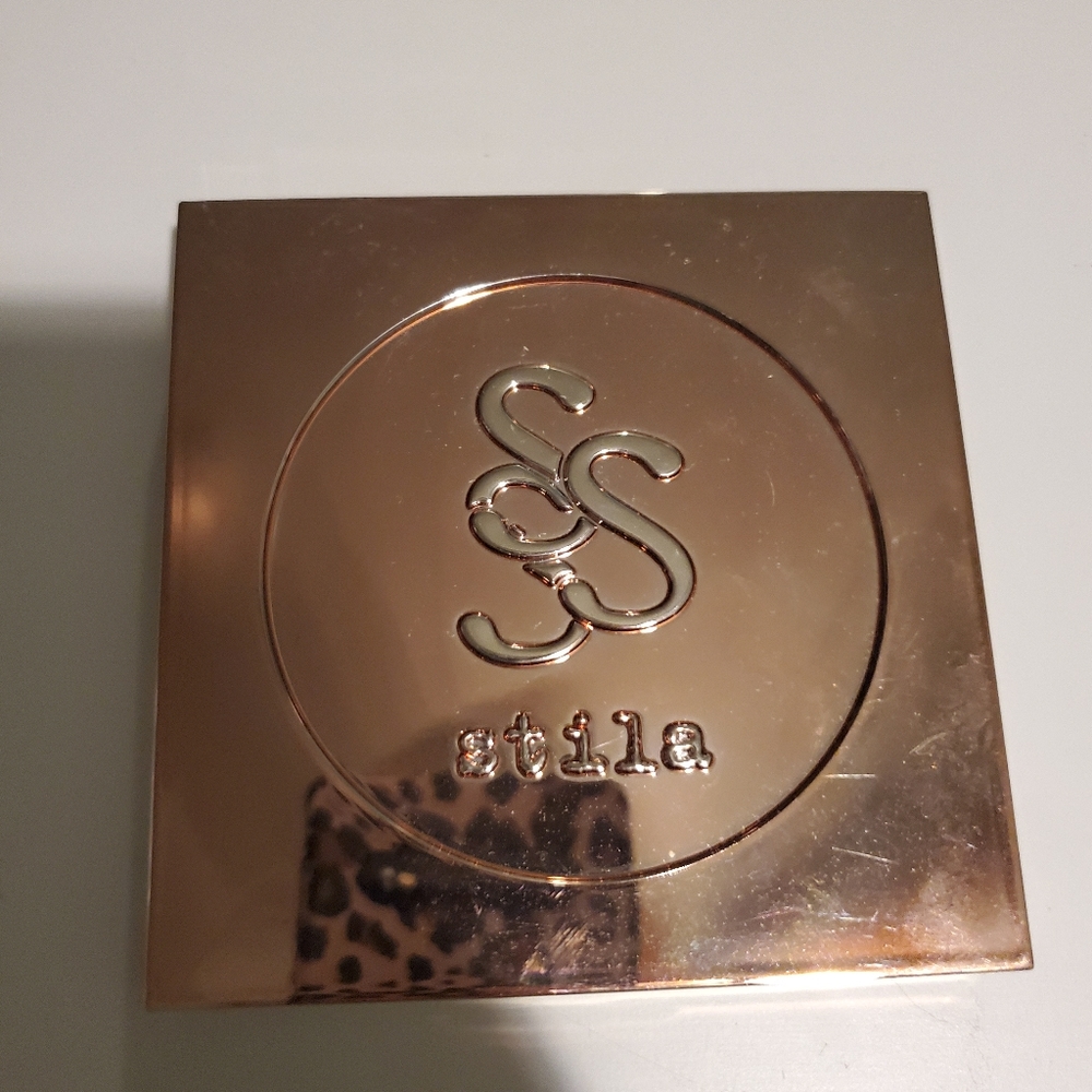 Stila eyeshadow palette